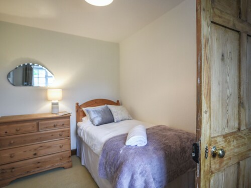 6 bedroom accommodation in Dorrington, near Church Stretton