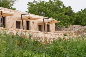 Superior Room | Courtyard view - DONNAPAOLA MODERN FARM (Altamura)