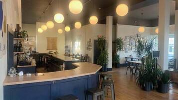 Bar (in der Unterkunft)