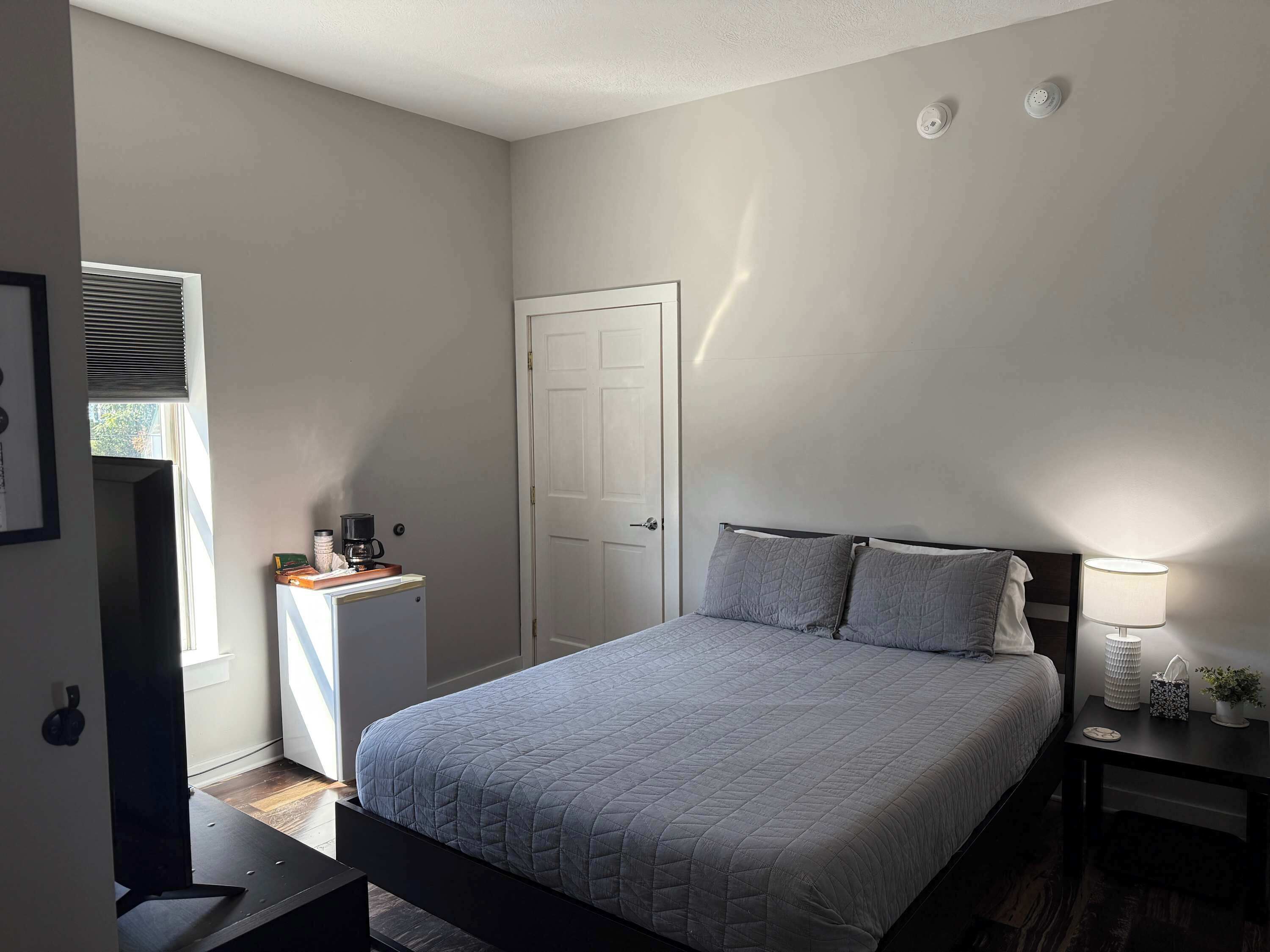 1 bedroom, iron/ironing board, travel cot, WiFi