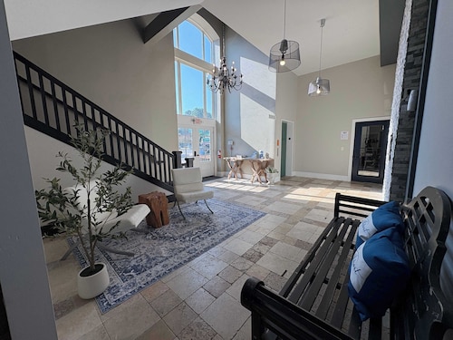 Northport Inn Boutique Hotel Room 6