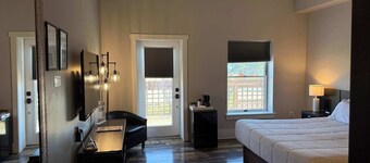 Northport Inn Boutique Hotel Room 6