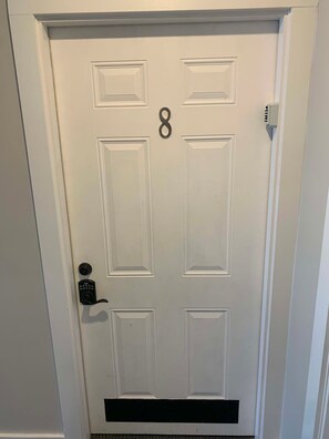 Interior - Northport Inn Boutique Hotel Room 8 (Northport)