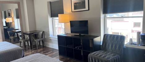 1 habitación, wifi y ropa de cama