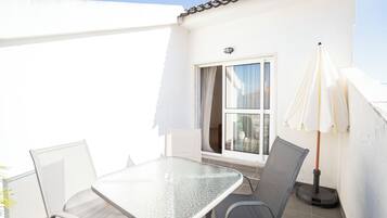 Family Room, Non Smoking, Terrace | Terrace/patio