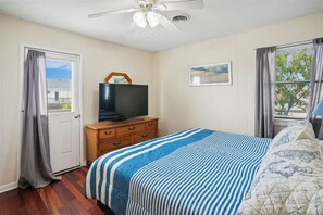 4 bedrooms, WiFi, bed sheets