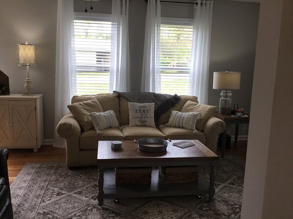 Smart TV, fireplace, DVD player