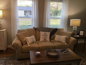 Smart TV, fireplace, DVD player