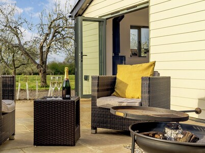 1 bedroom accommodation in Ongar