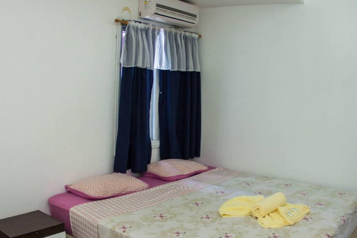 Superior Quadruple Room | Minibar, WiFi (free), bed sheets