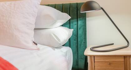 5 Priory Row - UK38234