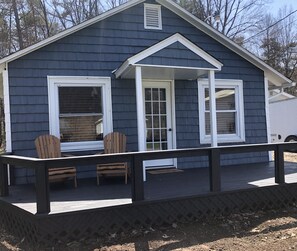 Exterior - House on Goodyear Lake between Cooperstown and Oneonta (Maryland)
