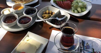 Yelkovan Zeytin Evi