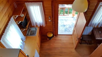 Bungalow | Private kitchen | Highchair