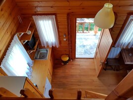 Bungalow | Cocina privada | Trona infantil