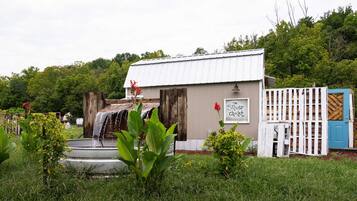 Enceinte de lâhĂ©bergement