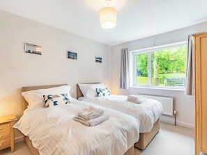 4 habitaciones, wifi gratis y ropa de cama 