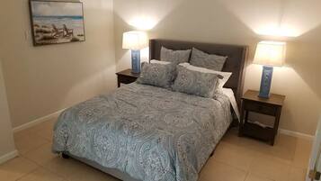 2 chambres, fer et planche Ă repasser, Wi-Fi gratuit, draps fournis