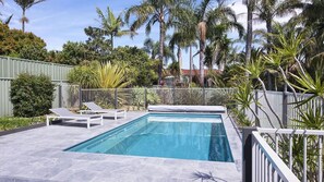 Pool - Kokomo on Village - with a pool & large yard. (Ulladulla)