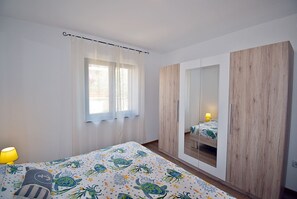 3 chambres, lit parapluie, Wi-Fi gratuit, draps fournis