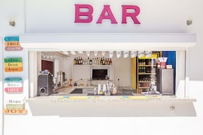 Poolside bar - Merve Butik Otel (Didim)
