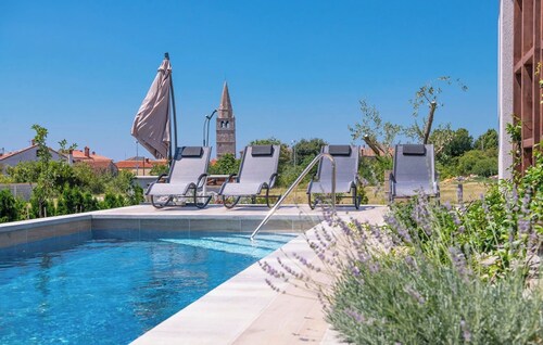 Villa Lily - Privater Pool, schöner Garten