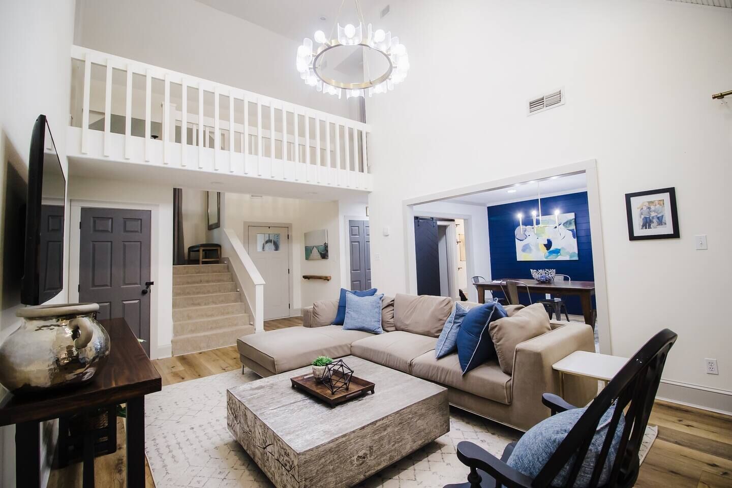 Smart TV, fireplace, foosball, books