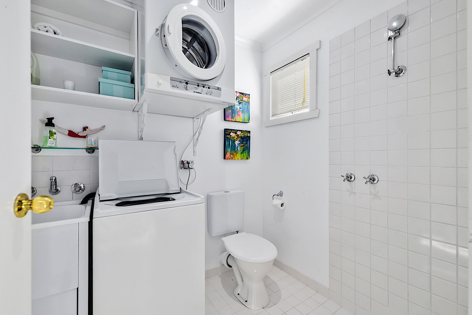 Flood Tide Cottage One — image 2