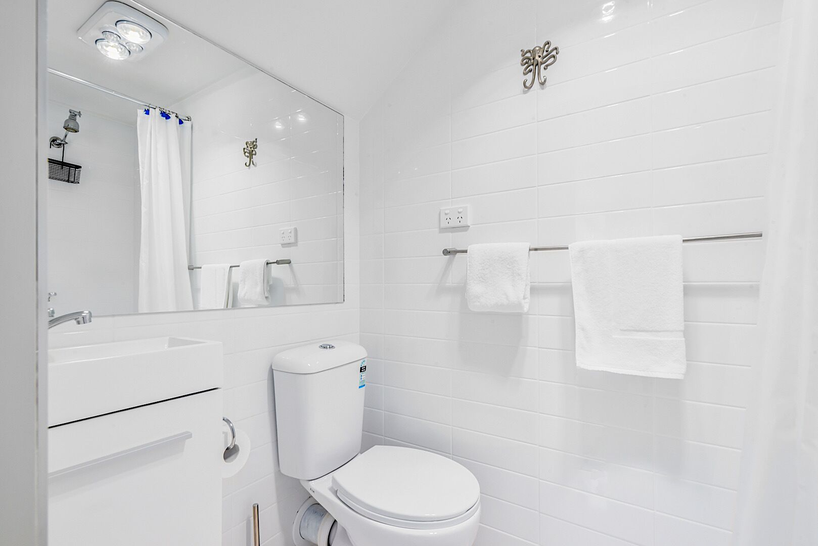 Flood Tide Cottage Two — image 8