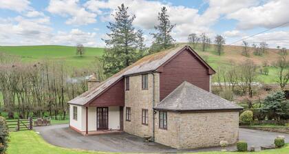 Lovely detached property in a rural location on the Welsh border.