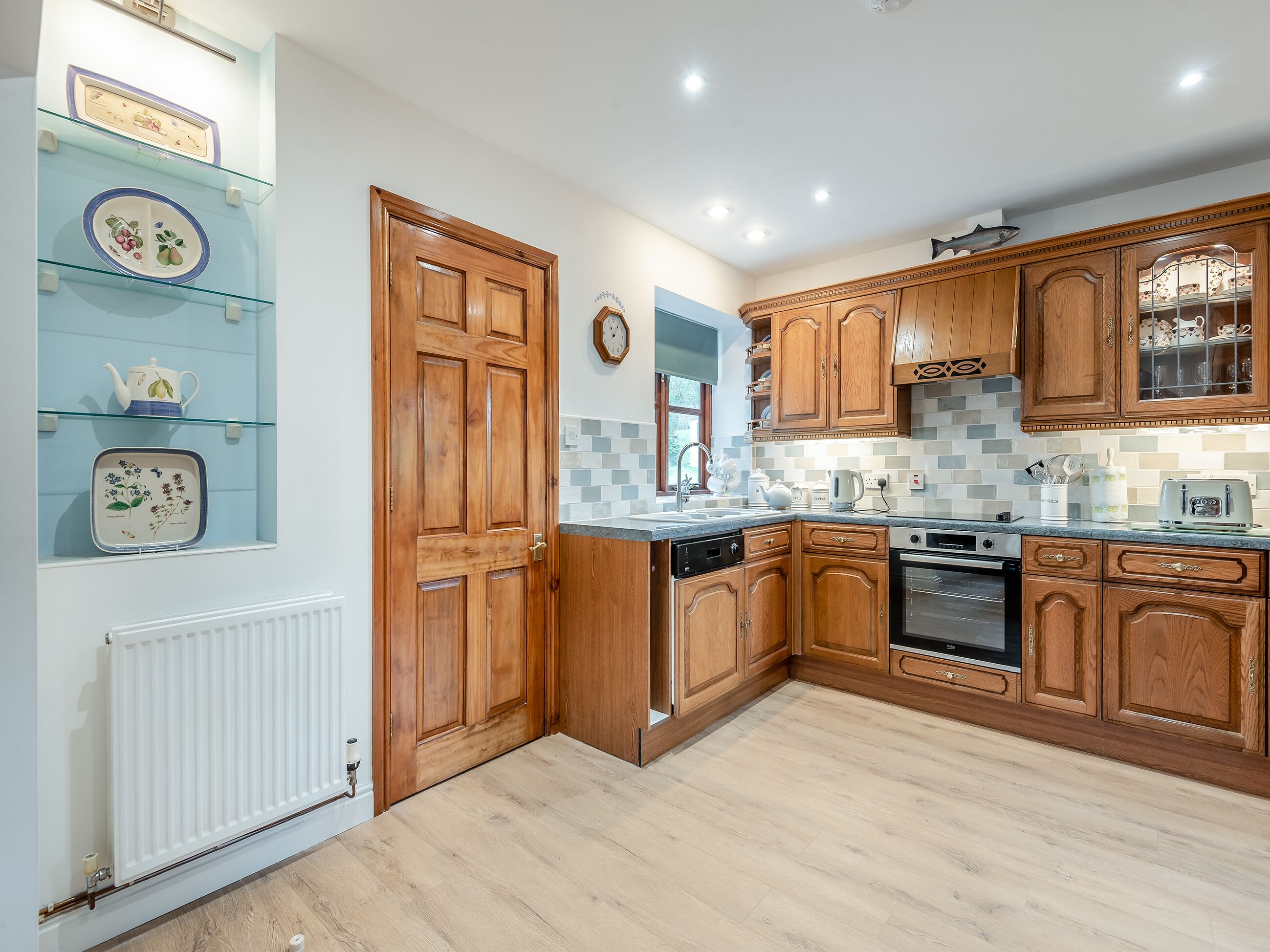 Dishwasher, high chair