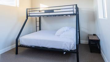 1 chambre, fer et planche à repasser, Wi-Fi