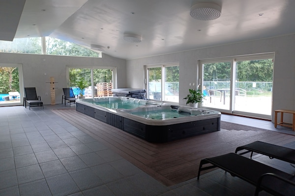 Tina de hidromasaje interior