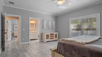 3 間睡房、可攜式嬰兒床、免費 Wi-Fi、床單