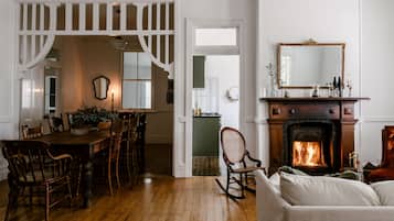 Cottage Luxe, 3 chambres | Coin séjour