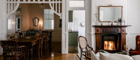 Luxury Cottage, 3 Bedrooms | Living area