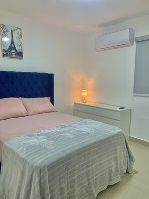 3 Schlafzimmer, Bügeleisen/Bügelbrett, Internetzugang