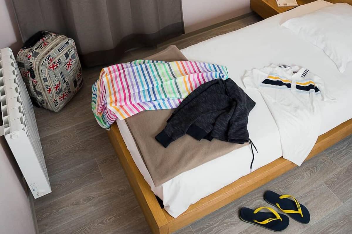 Free WiFi, bed sheets