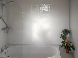 Towels - 2 bedroom accommodation in Ingham (Ingham)