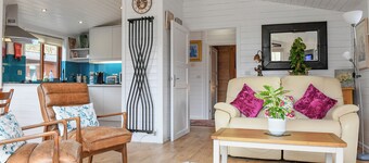 Astbury Falls Luxury Retreat