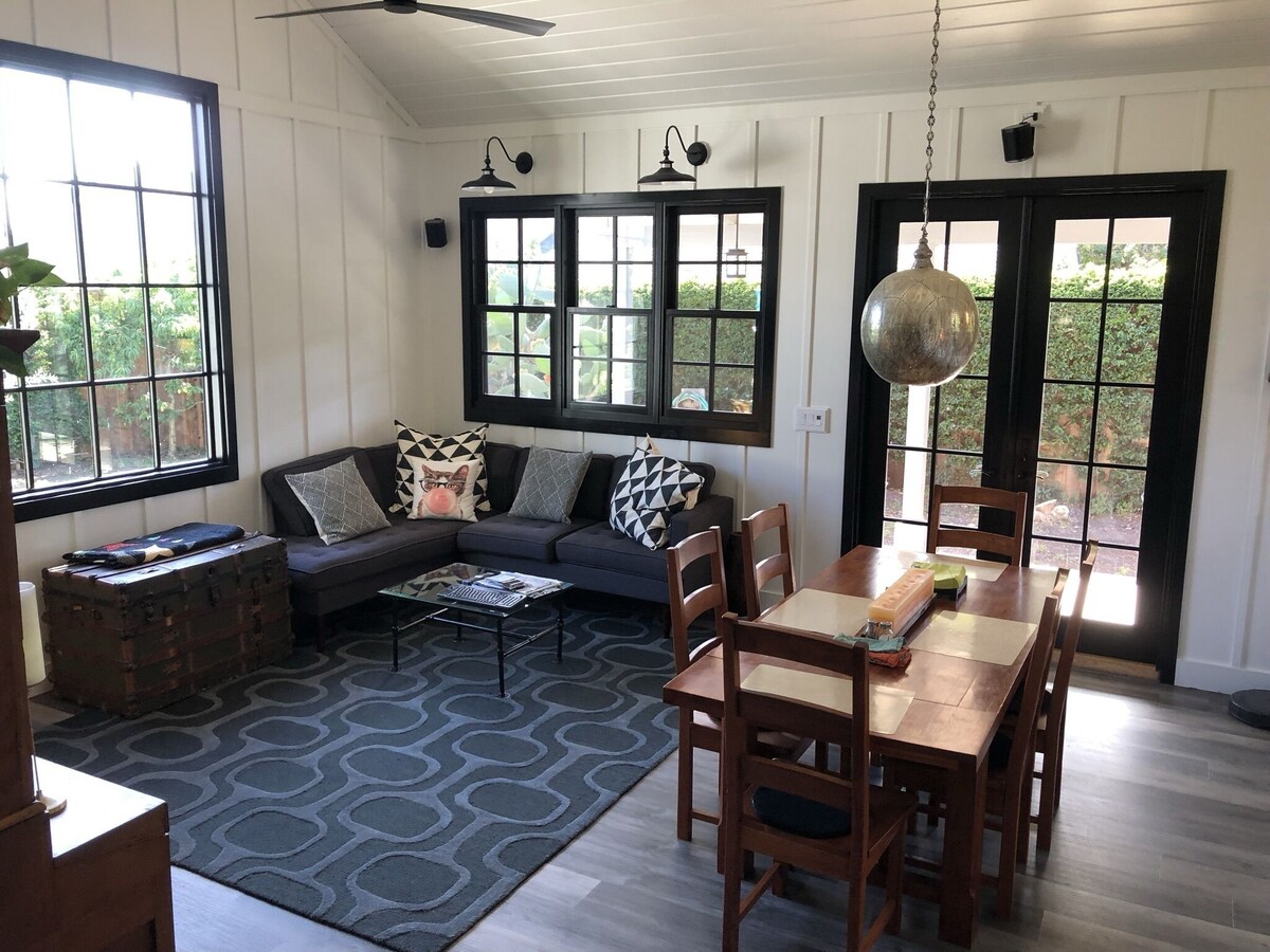 Santa Barbara Sweet Cottage - New Construction