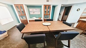 Family Villa | Dining room