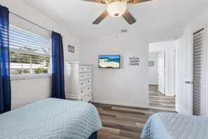 2 bedrooms, iron/ironing board, free WiFi, bed sheets