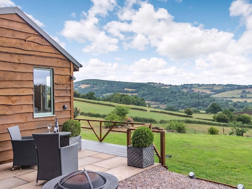 Beautiful Lodge with outstanding views of the rolling countryside.