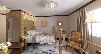 The Great Gatsby Motel Inn