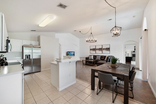 4BR Gated Community Near Disney • Private Heated Pool & Spa • Game Room