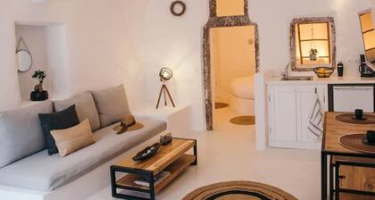 Nykteri Cave | A Terre Cave Villas