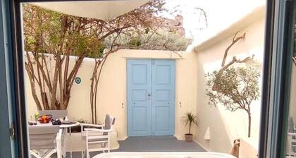 Nykteri Cave | A Terre Cave Villas