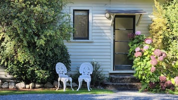 Family Room | Free WiFi, bed sheets