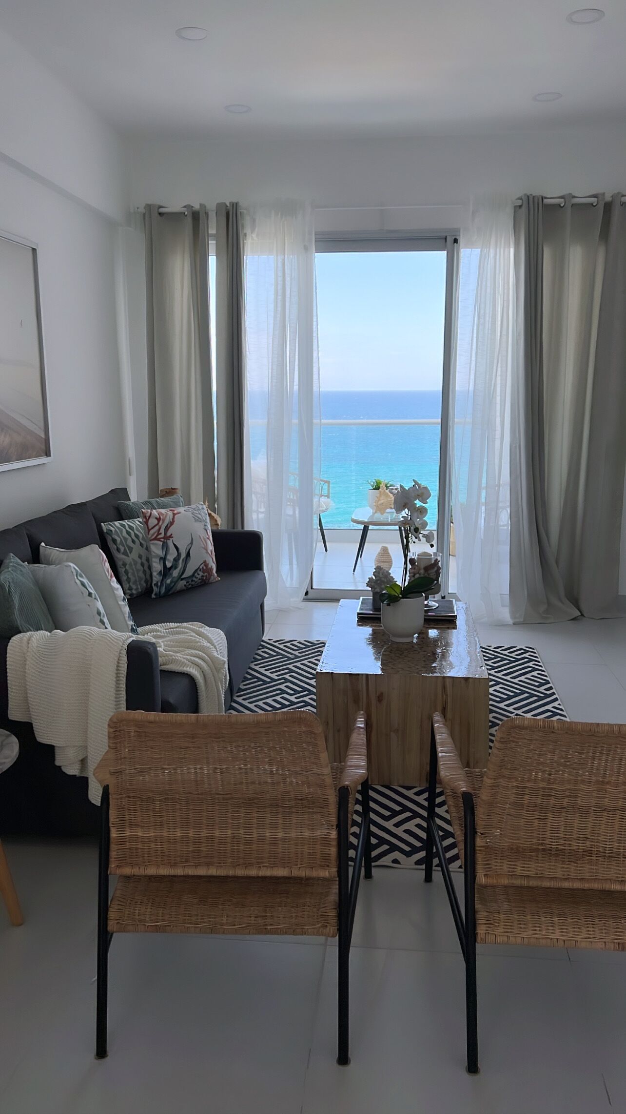 Smart TV, foosball, table tennis